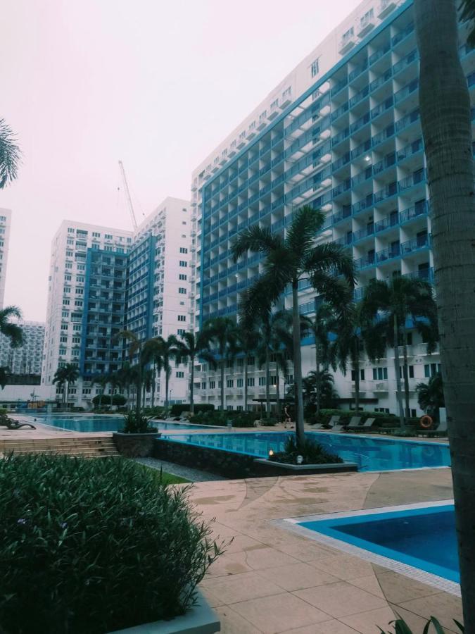 Rhm Sea Residences Condostaycation Moa,Smx Pasay Exteriör bild