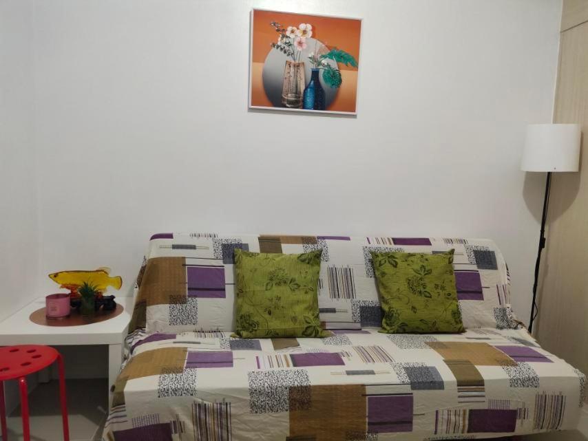 Rhm Sea Residences Condostaycation Moa,Smx Pasay Exteriör bild